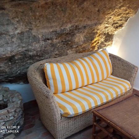 Villa Casa Enrocada Setenil De Las Bodegas Exterior foto